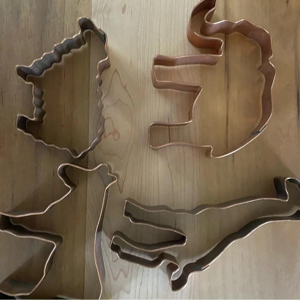 Rare Mail By Martha Stewart Vintage 4 Animal Shape Copper Stamped Cookie Cutters
